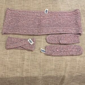 Old Navy Mauve Knit Scarf, Headband, and Mittens Set